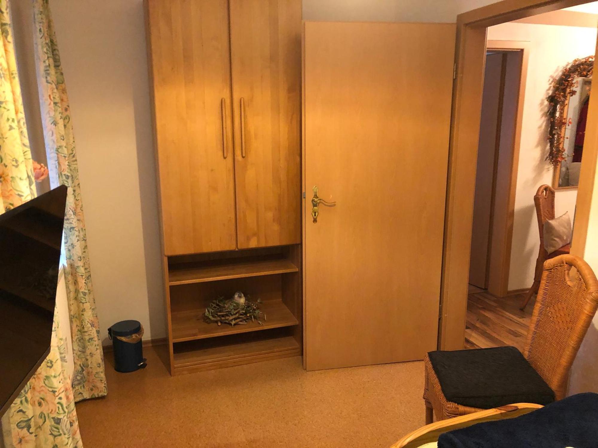 Schoene Ferienwohnung In Bahnhofsnaehe Fuer Urlaub, Studium Oder Arbeit Deggendorf Extérieur photo