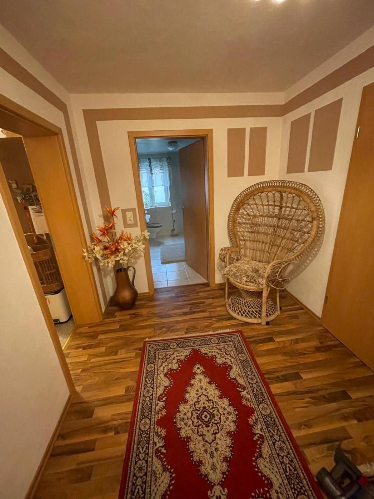 Schoene Ferienwohnung In Bahnhofsnaehe Fuer Urlaub, Studium Oder Arbeit Deggendorf Extérieur photo